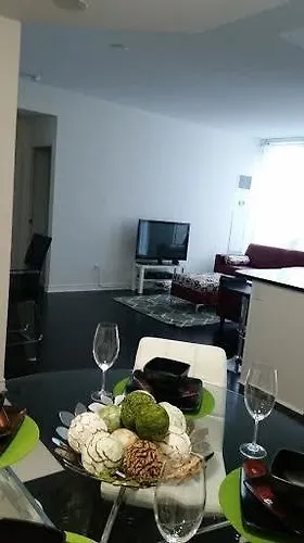 Lägenhet Pelican At Infinity Condos Toronto
